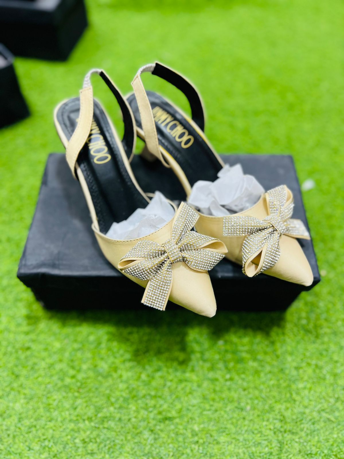Bow fancy heels