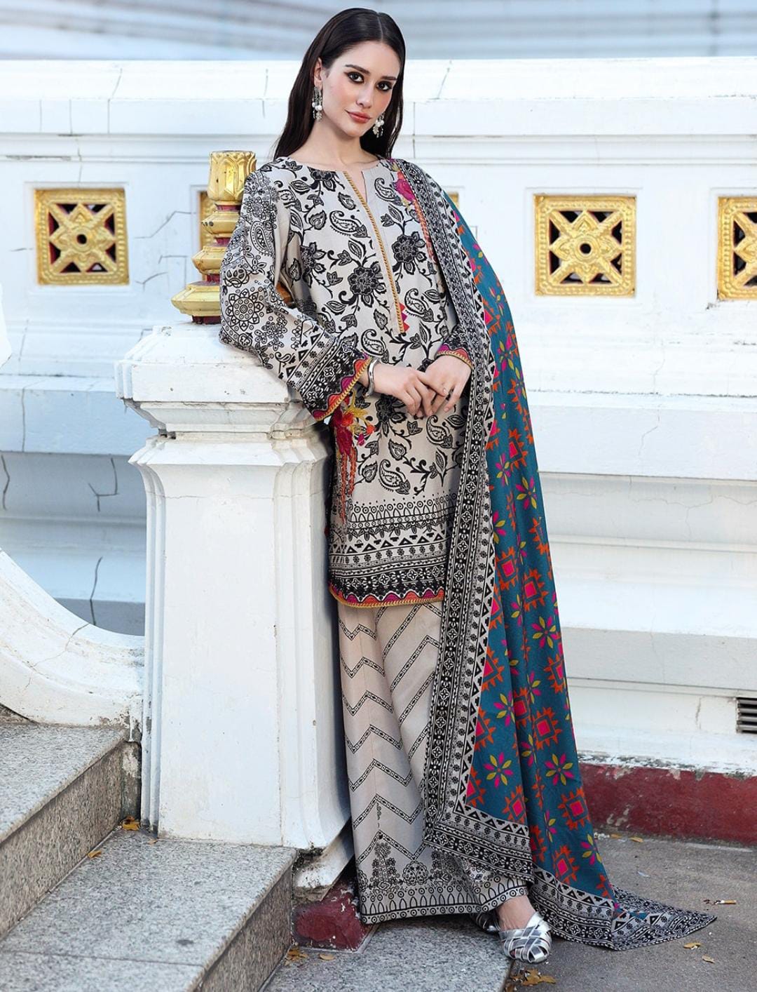 3pc Printed stitch suit