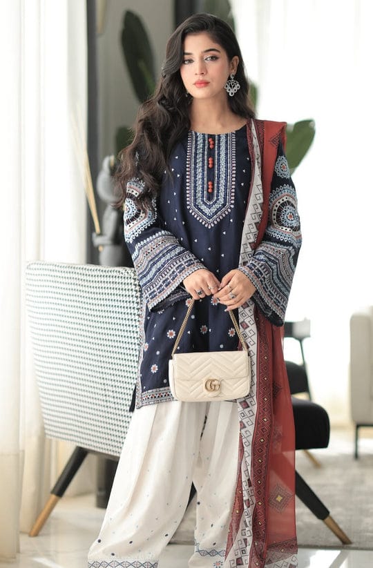 DASTAAN Embroidered 3 pc Set