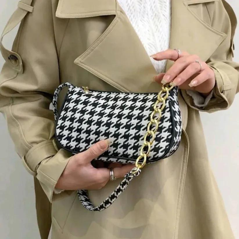 Chic Houndstooth Shoulder Bag for Women