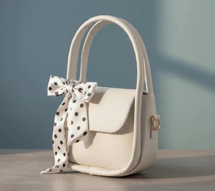 Ladys Trending Handbag